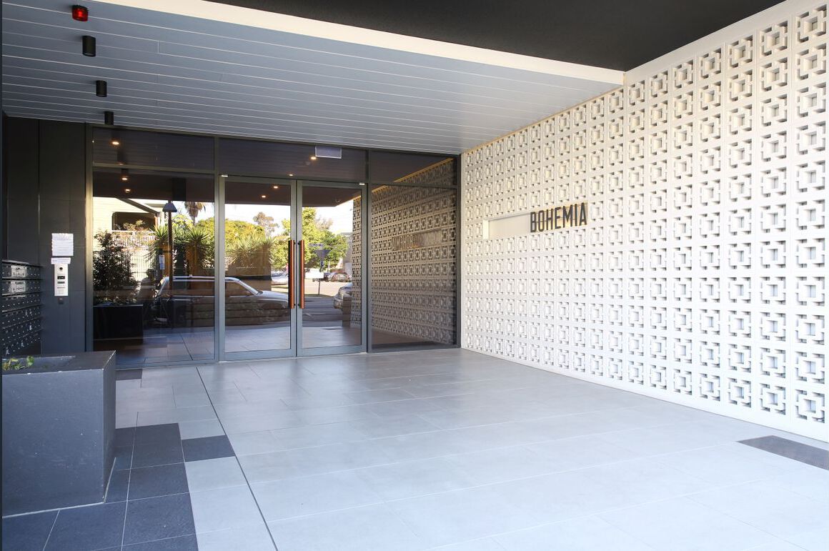 807:77-Jane-Street-West-End-QLD-4101 - 1103-148-Logan-Road-Woolloongabba-QLD-4102-001